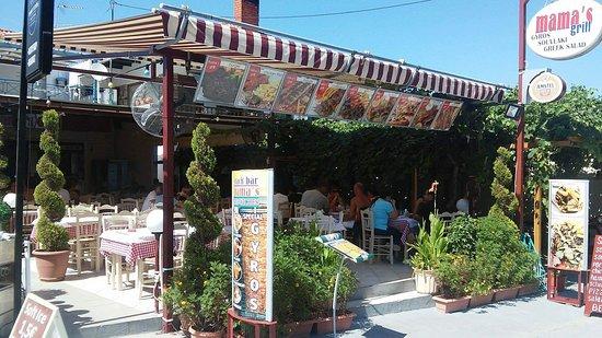 Mama's Grill Snack Bar