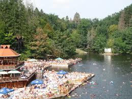 Lacul Ursu și arboretele de pe sărături