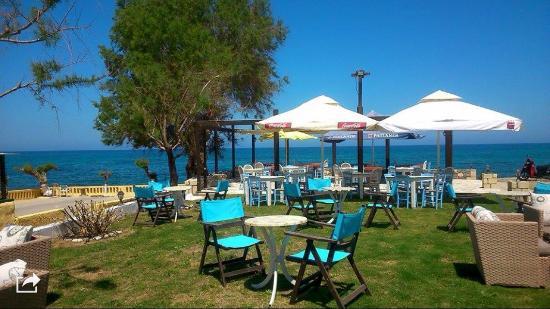 Akrogiali Taverna Plaplas