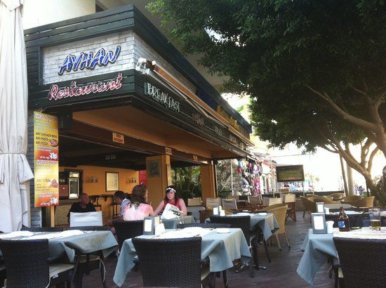 Ayhan Restaurant Cafe & Bar