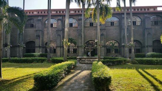 Biserica San Agustin din Manila